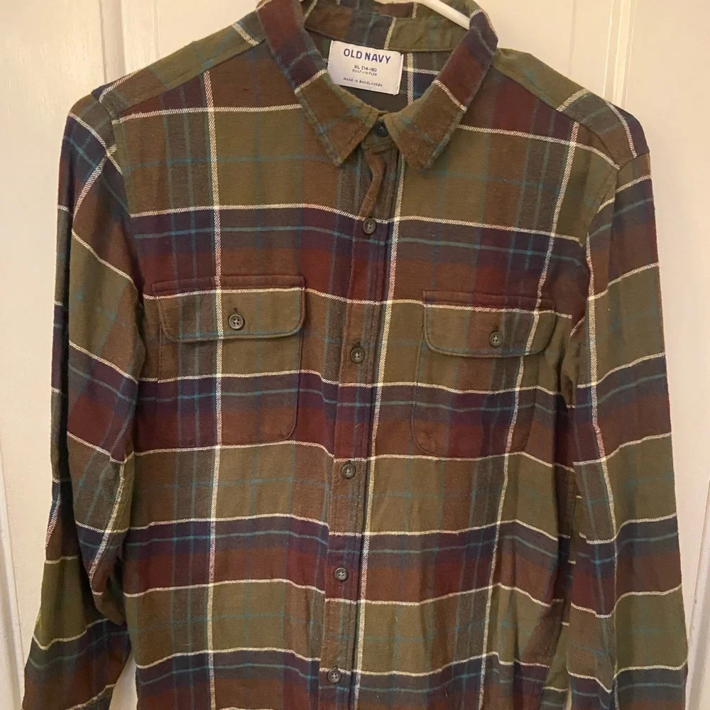 Old Navy Boys XL plaid Flannel Shirt